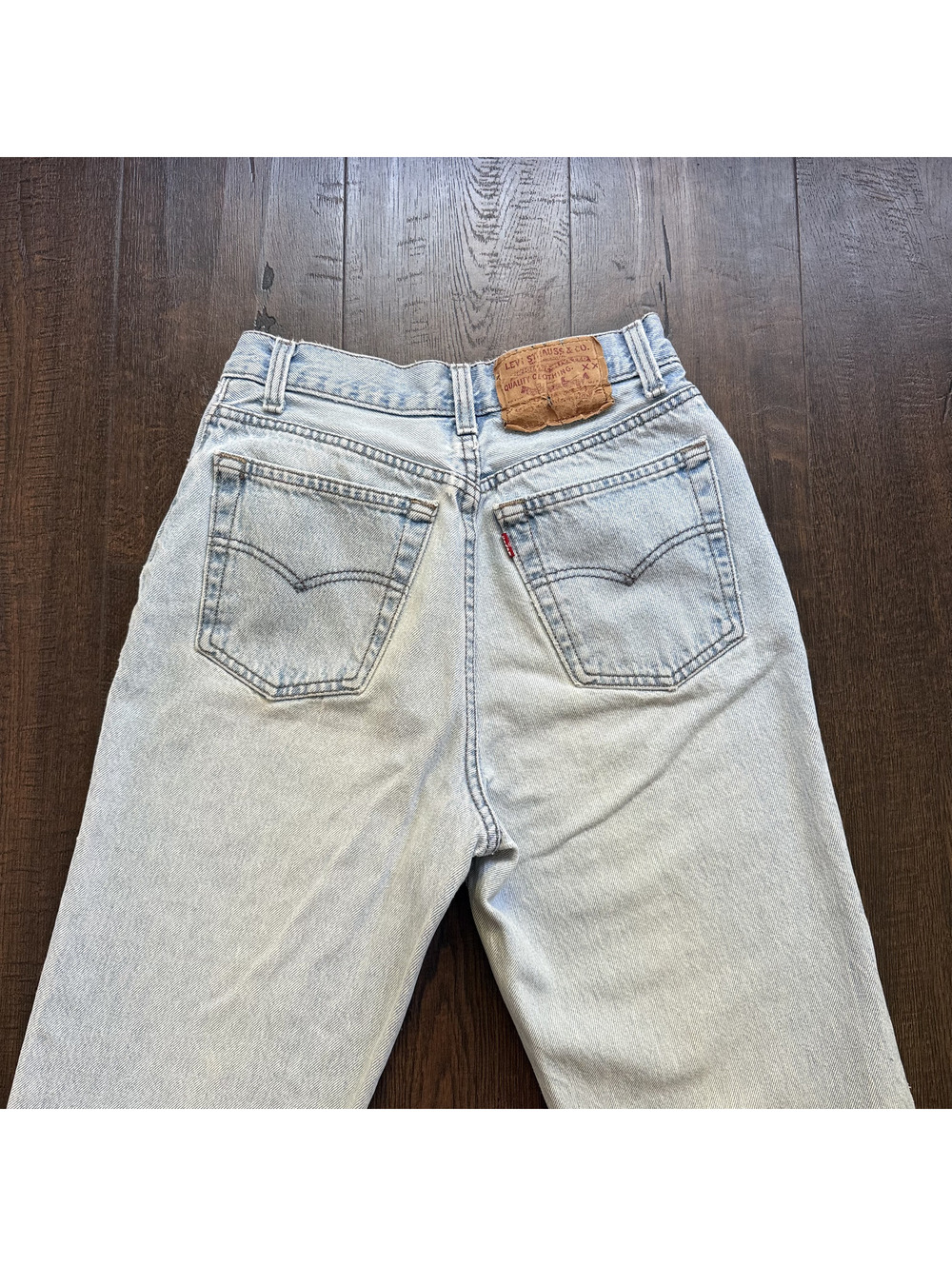 Vintage Levi’s 501 Jeans 24x31 Sz 7 USA Ultra Light Wash High Rise 90s